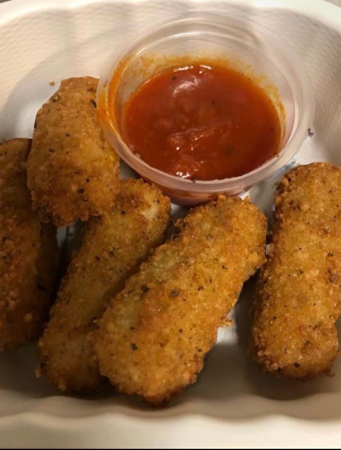 Vegan mozzarella sticks with marinara dipping sauce